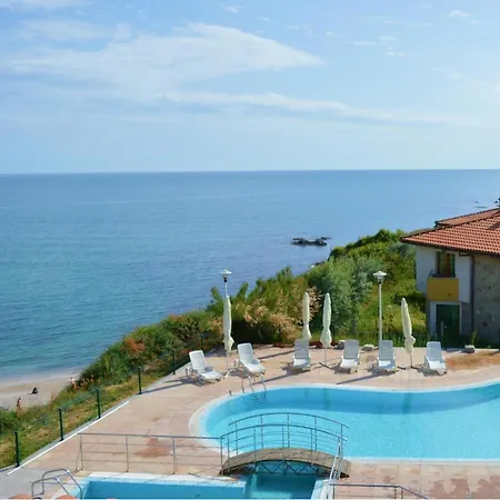 Family Lalov Egrek Hotel