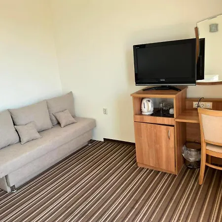 Hotel Family Lalov Egrek 3*