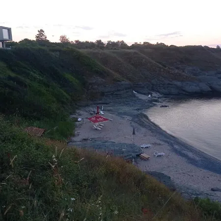 Family Lalov Egrek Lozenets