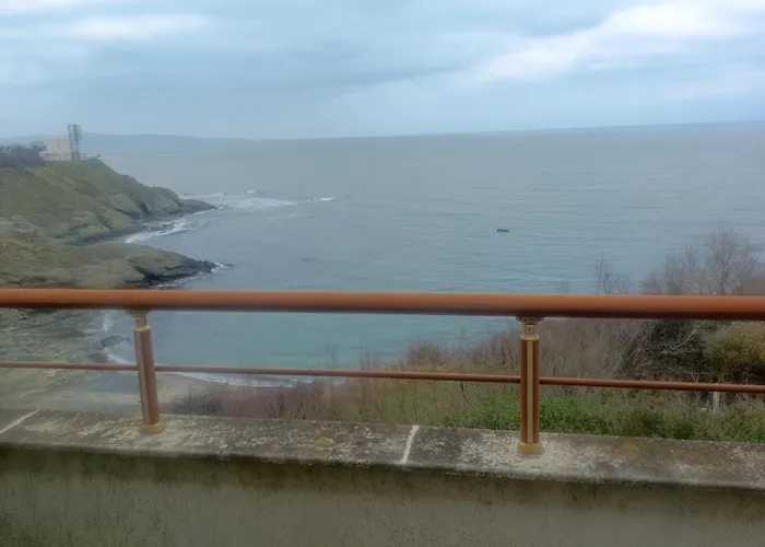 Family Lalov Egrek Lozenets